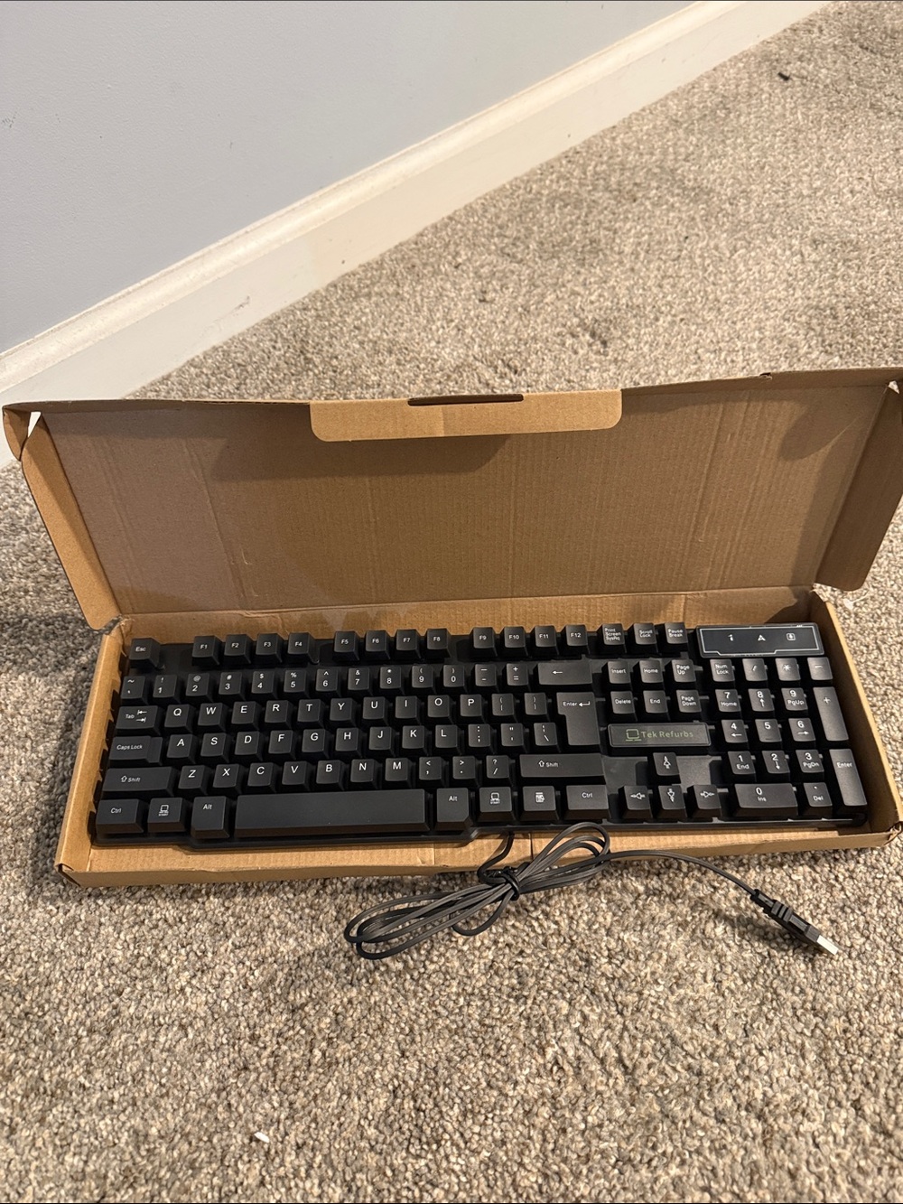 Black Wired Mechanical Keyboard - Full Size